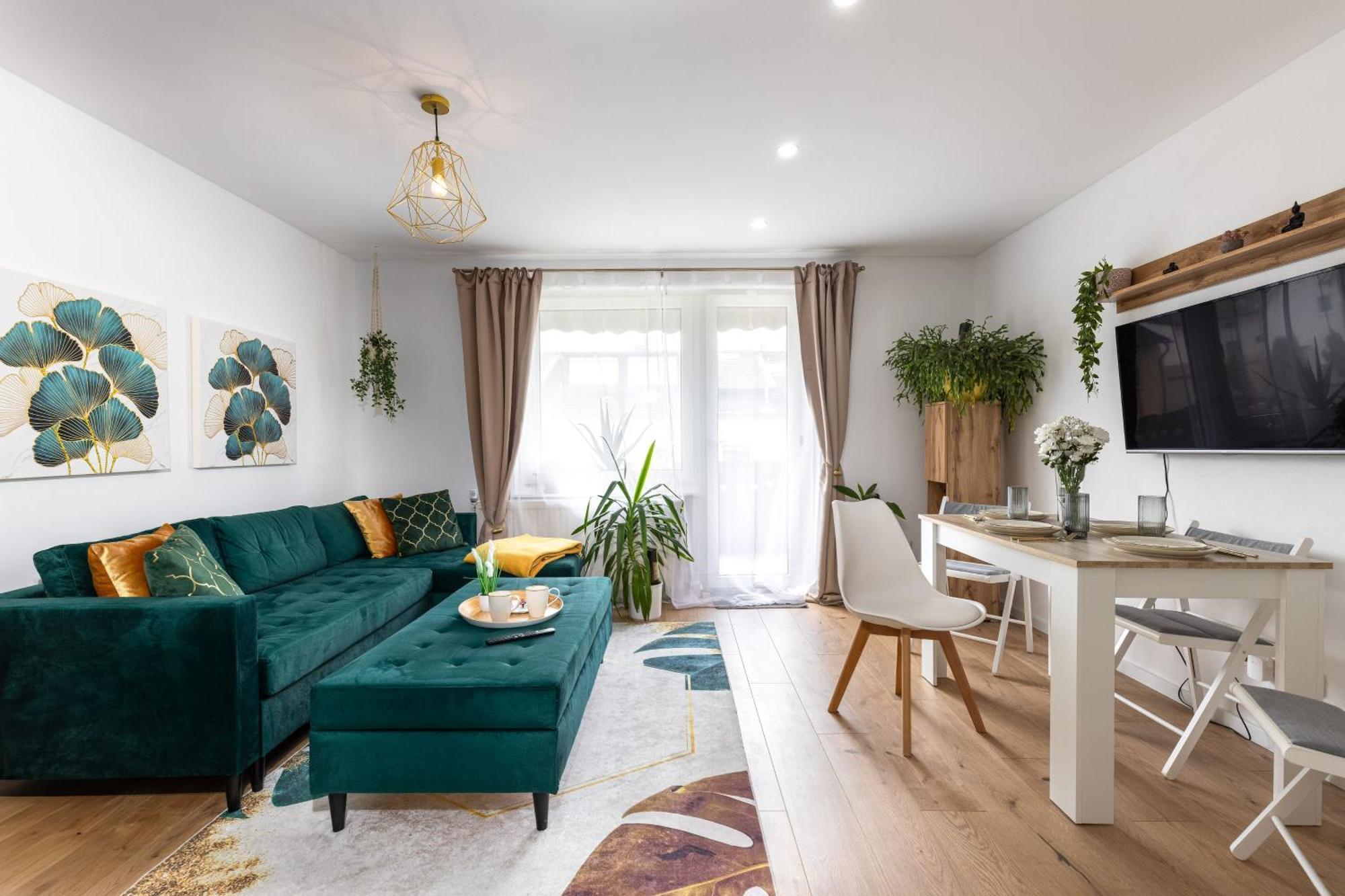 Schoenes, Modernes Apartment Mit Zwei Schlafzimmern - Zentral Mit Balkon Fuer 6 Personen Montabaur Luaran gambar